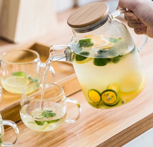 BÌNH ĐỰNG TRÀ THỦY TINH