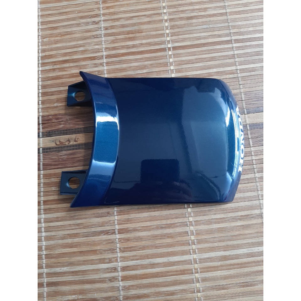 Bộ ốp đuôi sau xe Wave anpha cũ (2003 -2004) chính hãng Honda 83600-KRS-860ZG