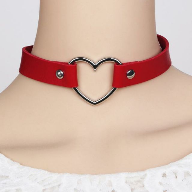 Vòng cổ chocker da phối khoen kim loại hình trái tim cá tính dễ thương