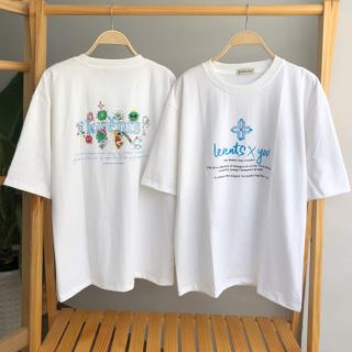 Áo phông rộng trắng levents