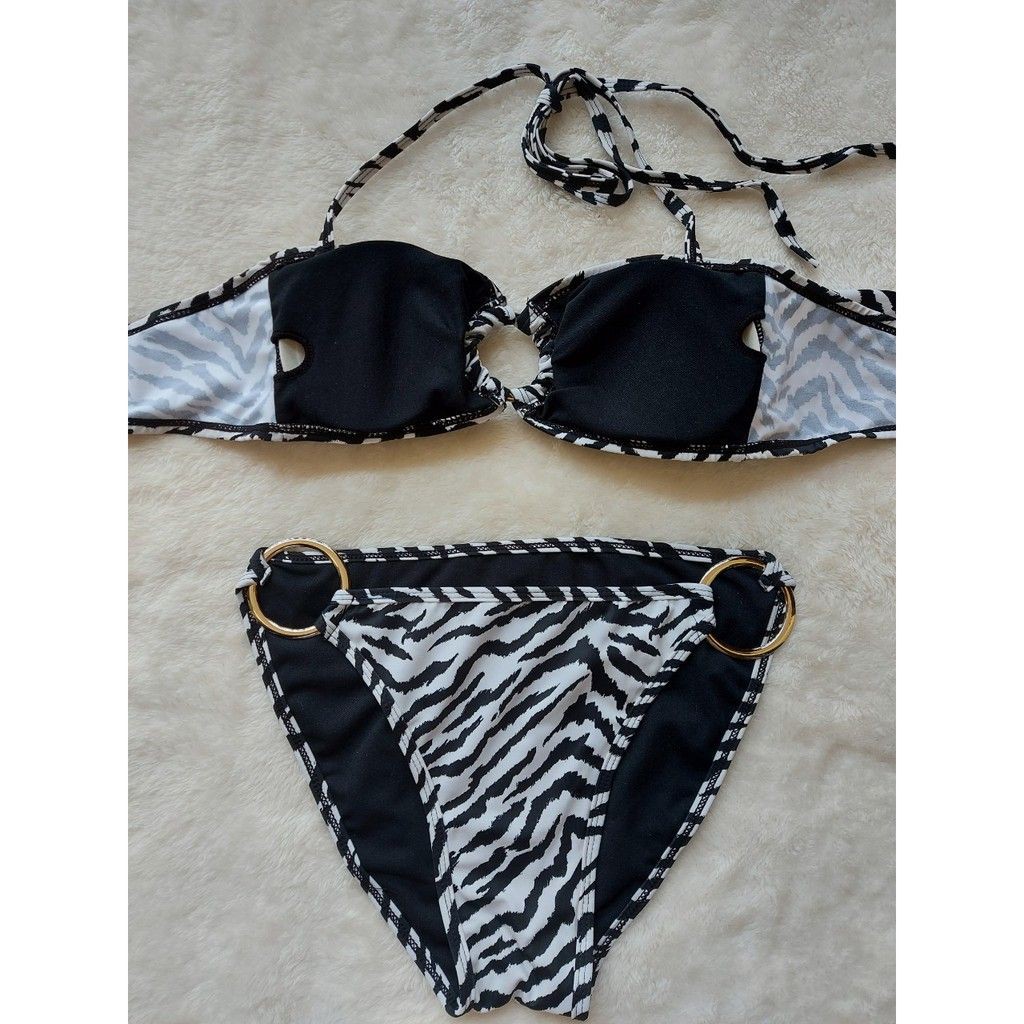 Đồ bơi Bikini hai mảnh sexy vằn đen trắng siêu đẹp mặc đi biển đi bơi( 100% như hình) | BigBuy360 - bigbuy360.vn