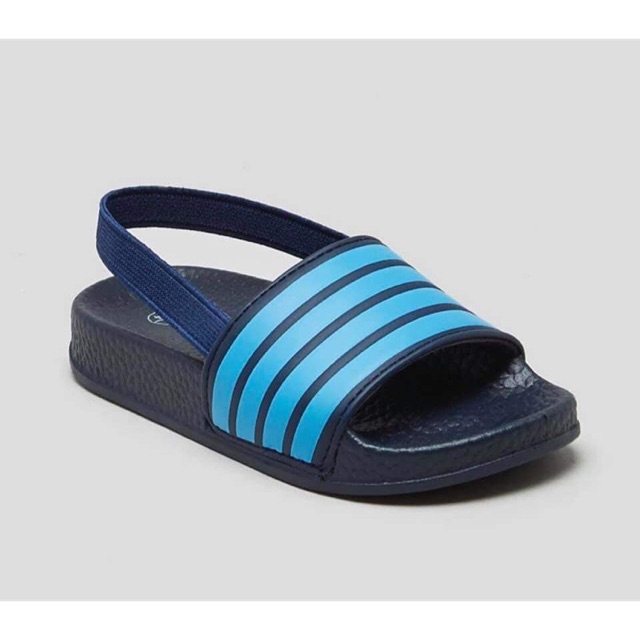 Sandal matalan