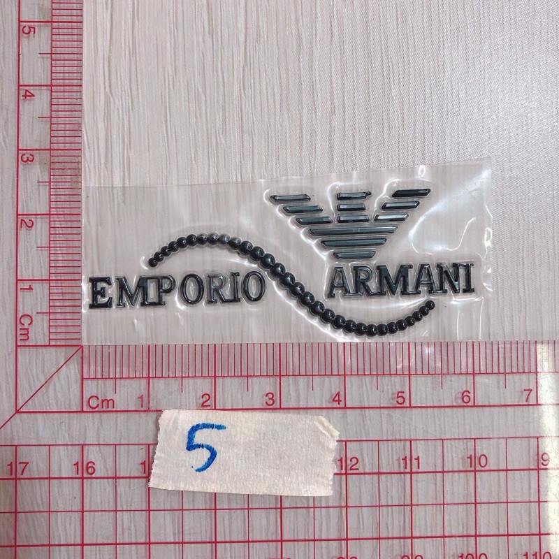 Sticker hình ủi nổi logo chữ