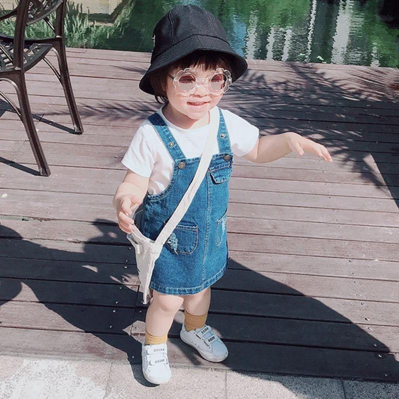 Đầm yếm denim phong cách Hàn Quốc xinh xắn dành cho bé gái