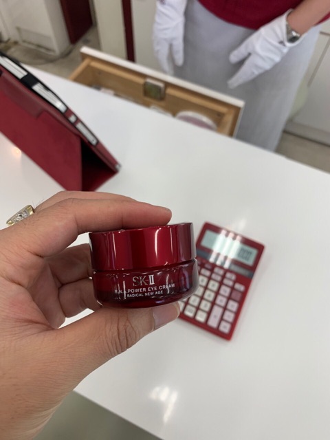 Kem dưỡng mắt SK-II R.N.A Power Eye Cream Radical New Age