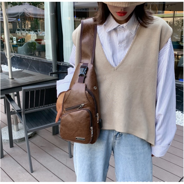 Túi đeo ngực của nam Nâng cấp sạc USB Túi nam đa chức năng chống thấm nước đơn đeo vai Da PU