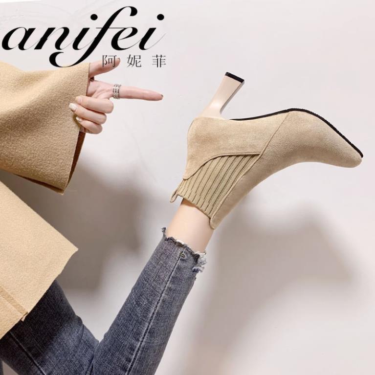 Giày bốt cao gót dày mũi nhọn cổ ngắn phong cách thu đông 19 LEE