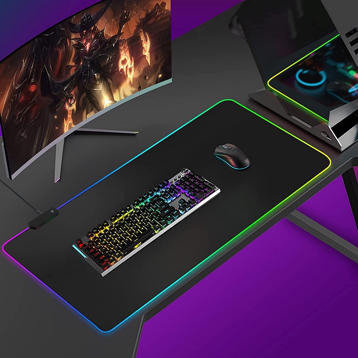 Lót chuột 25x30cm và 80x30cm dày 4mm tích hợp Led RGB FGD-02