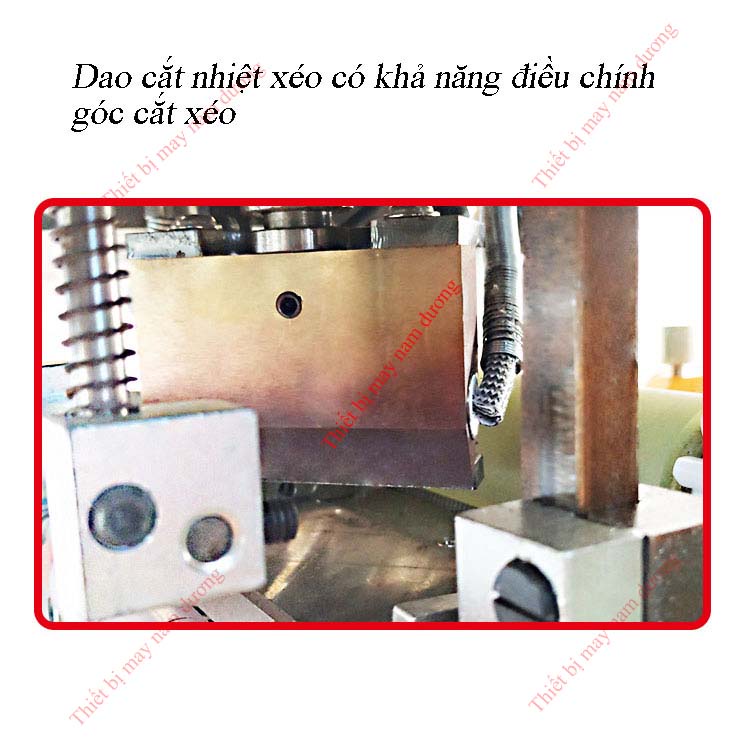 Máy cắt nhãn mác &gt; Dây viền &gt; Dây đai nhiệt tự động &gt; Cắt nhám xéo