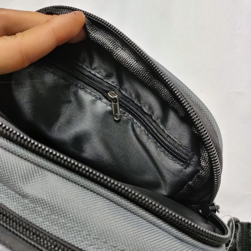 Túi đeo chéo minibag Carhartt 4 màu [Giá tri ân]
