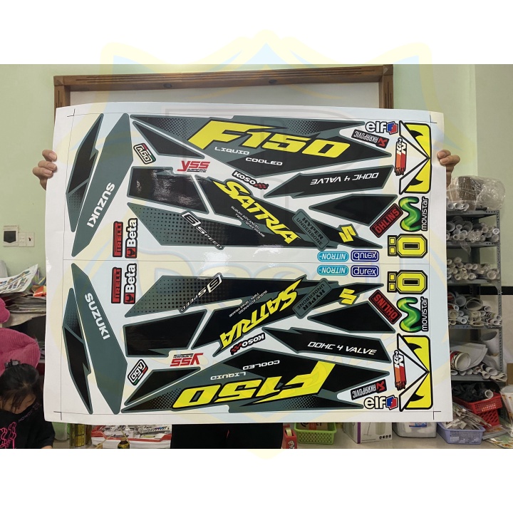 ( Quí khách vui lòng mang ra tiệm cho thợ dán ) Tem Satria fi xám xi măng