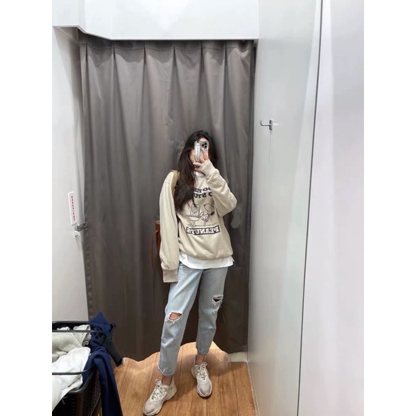 Áo nỉ trắng kem | BigBuy360 - bigbuy360.vn