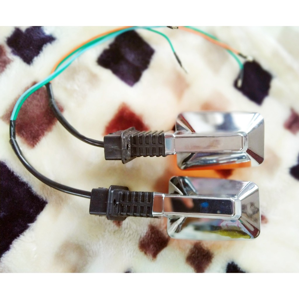 Bộ 4 củ xi nhan trước sau xe cup 82 DD UMW chất lượng cao
