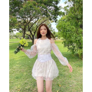 Đầm xoè trễ vai voan hoa nhí - MERR