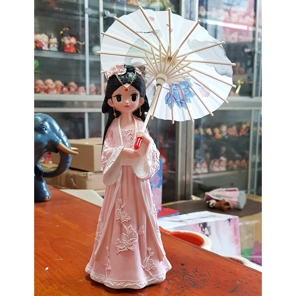 Tượng chibi thiếu nữ cổ trang che ô 3D sinh động 25cm - màu áo hồng