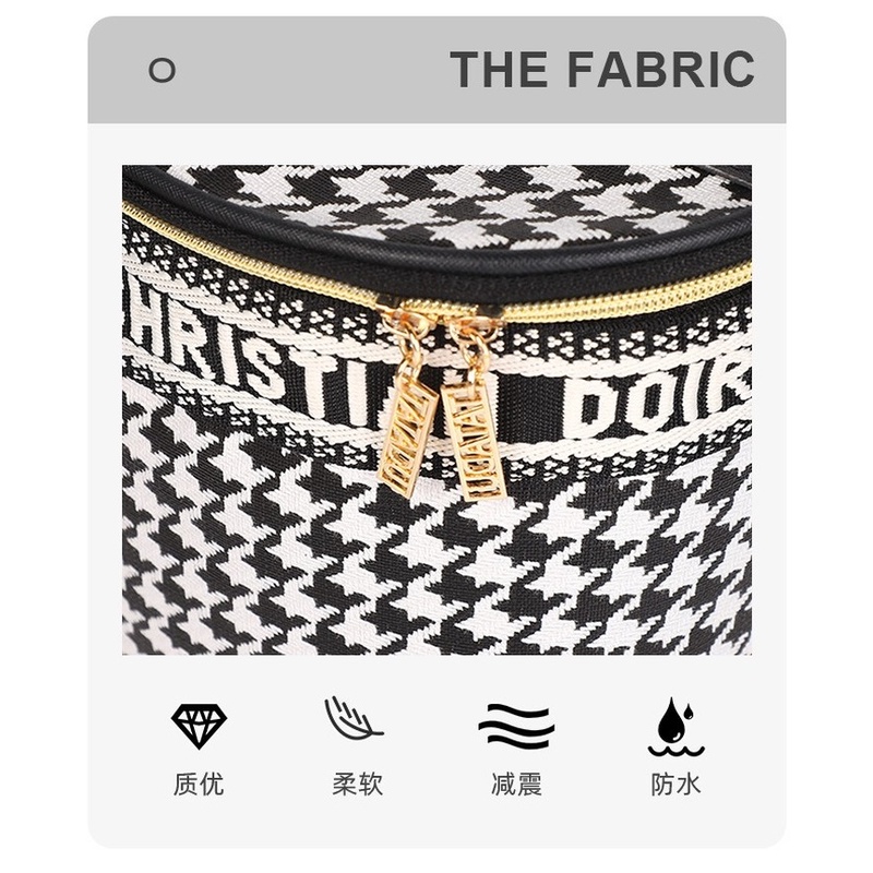 Túi Đựng Mỹ Phẩm Cầm Tay Nhiều Màu Sắc