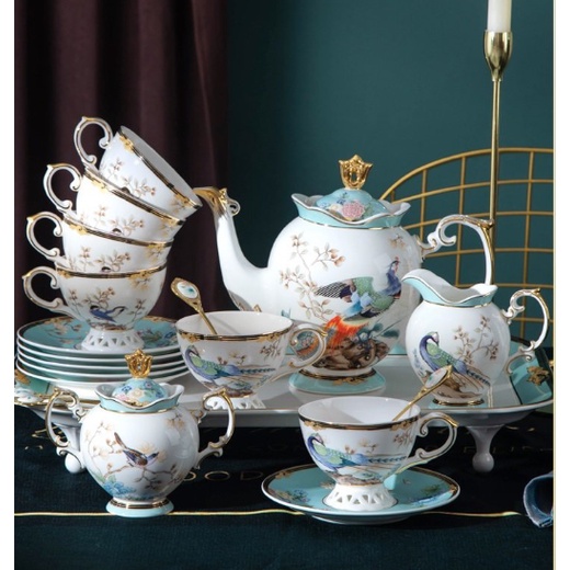 Bộ Ấm Pha Trà Sứ Xương. Bộ tách pha trà sứ xương cao cấp kèm hộp quà tặng vali.