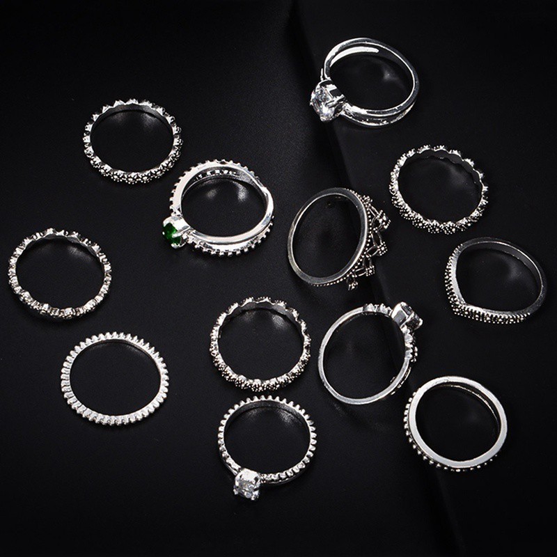 12pcs / Set Vintage Bohemian Style Suit Ring Set Carved Pattern of Crown with D