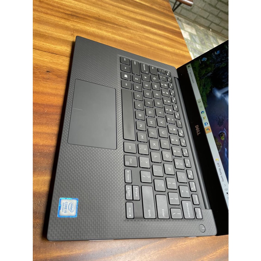 Laptop Dell XPS 9360