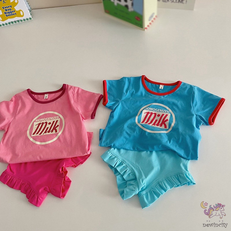 Set Áo Thun Tay Ngắn In Chữ + Quần Short Nhún Bèo Dễ Thương Cho Bé Gái