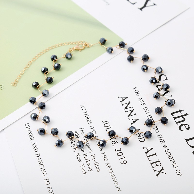 Vòng cổ choker màu đen quyến rũ cho phái đẹp