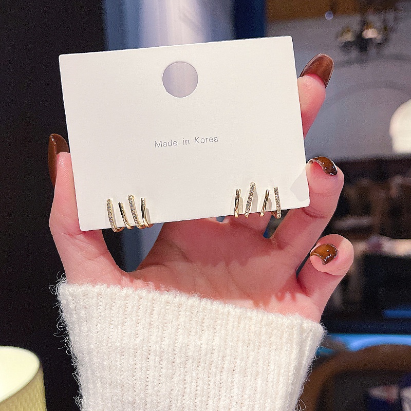 Bông Tai Mạ Bạc 925 Kiểu Đinh Tán Hình Học Độc Đáo Thời Trang