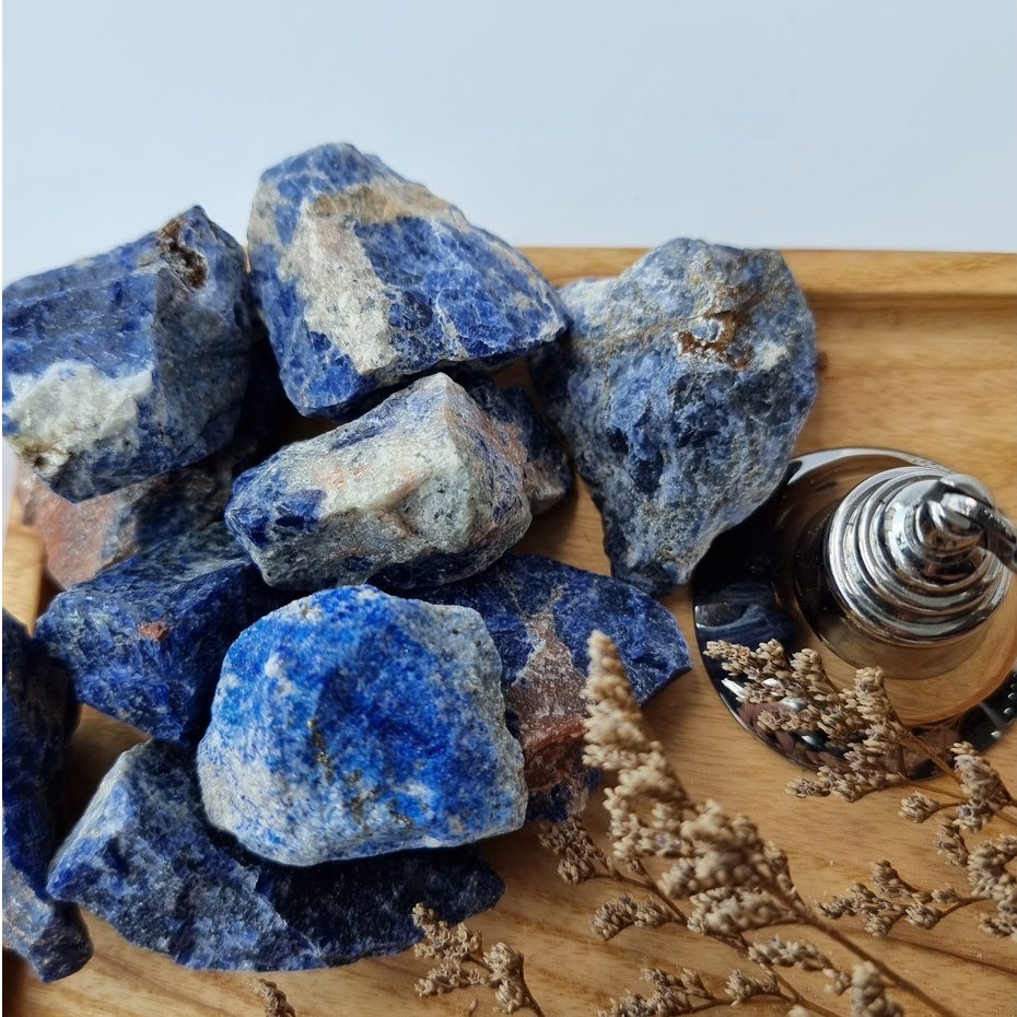 Đá thô thanh tẩy Sodalite xanh dương, đá thach anh dùng trong Tarot, Reiki, Phong Thủy