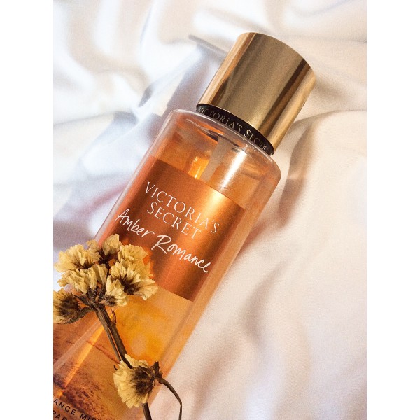 Xịt Thơm Body Mist Victoria’s Secret - AMBER ROMANCE (30ml-50ml-100ml) [𝑩𝒐𝒅𝒚𝒎𝒊𝒔𝒕 𝑨𝒖𝒕𝒉𝒆𝒏𝒕𝒊𝒄] | Thế Giới Skin Care