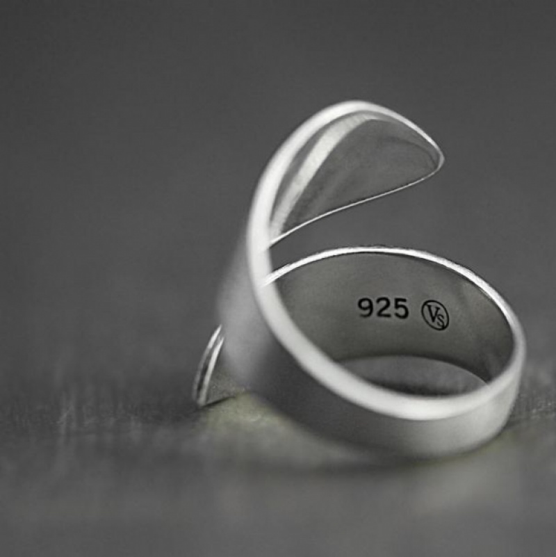 (MớI) Nhẫn HợP Kim HìNh Cây ĐộC ĐáO