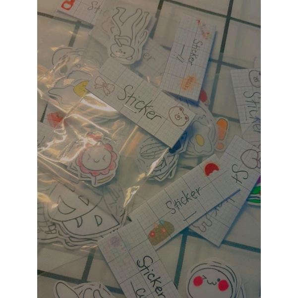 Sticker tự làm siêu hạt dẻ.Giao ngẫu nhiên.đọc kĩ mô tả.