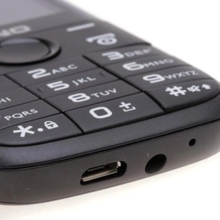 Điện thoại MAXX N6610