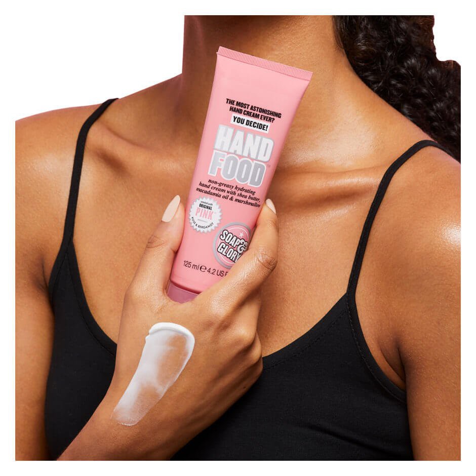 Bộ quà tặng dưỡng tay và móng Soap &amp; Glory Gloriously Hands-Sum 5 món Kem dưỡng ẩm da tay Soap And Glory Hand Food 125ml