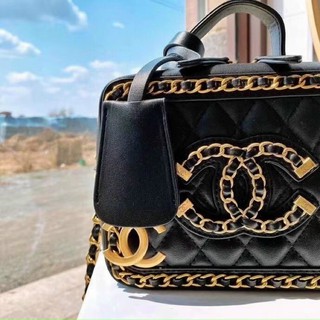 Túi Cốp Chanel Case Viền Xích