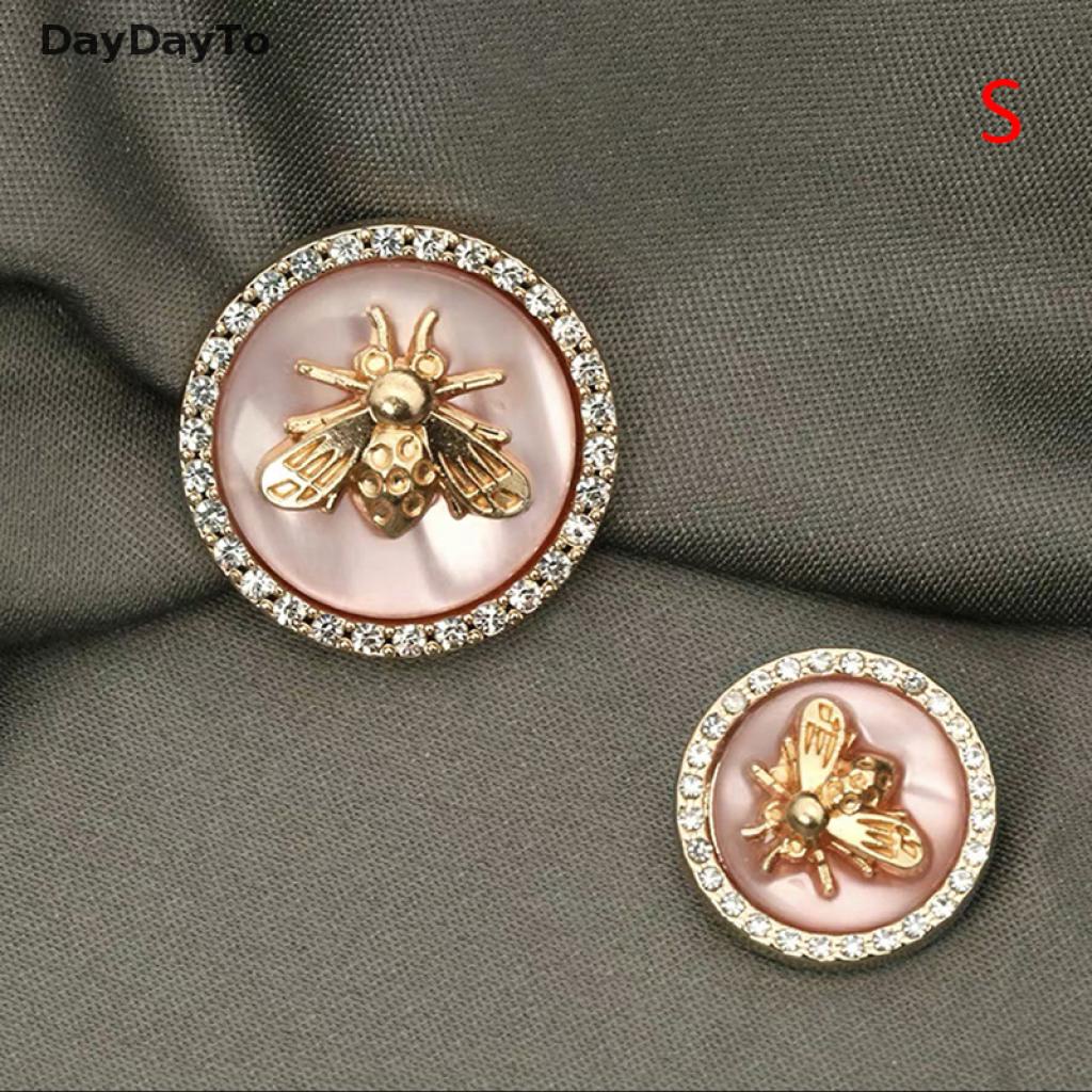 Bộ 6 Nút Áo Khoác Cardigan Bằng Kim Loại Hình Hoa Và Ong Dành Cho Nữ