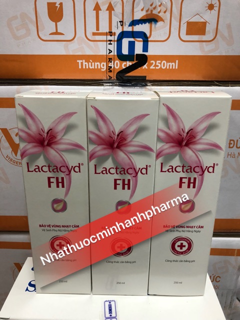 Dung dịch vệ sinh phụ nữ Lactacyd Feminine Hygiene 250ml