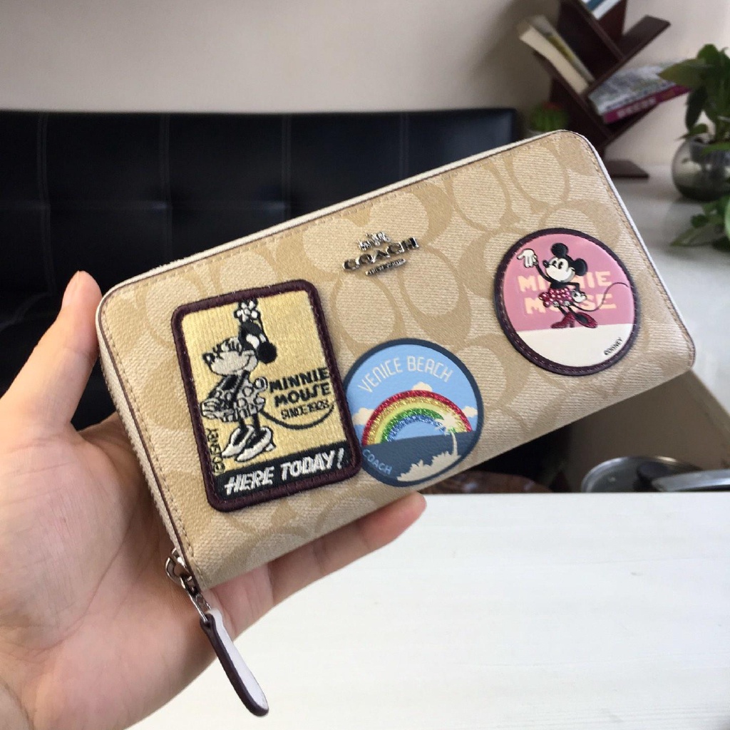 COACH Ví Dài Thêu Hình Chuột Mickey Dễ Thương F31350 F29380