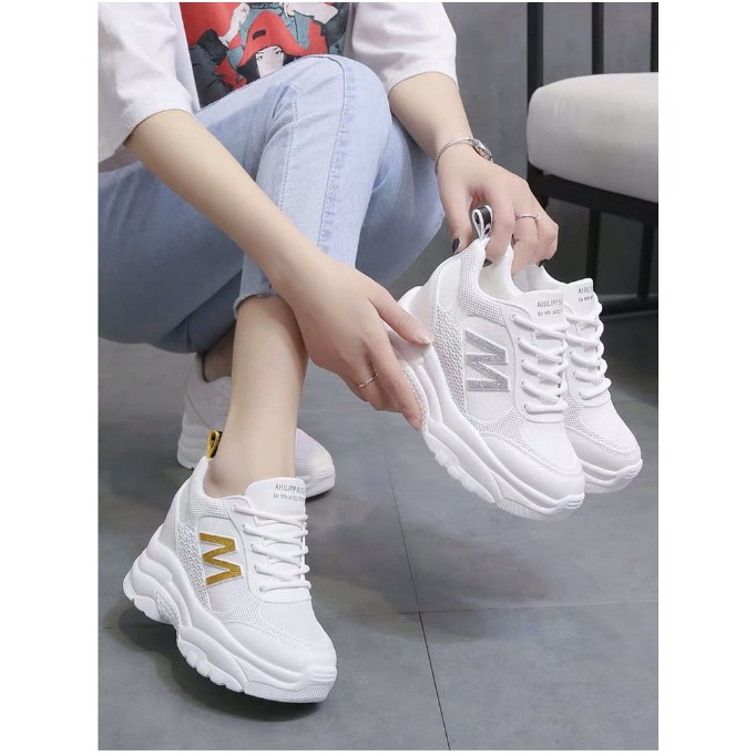 GIÀY SNEAKERS NỮ MẪU MỚI ĐỘN ĐẾ /GIÀY THỂ THAO TRẮNG CHỮ M HOTHIT NHẤT HIỆN NAY | BigBuy360 - bigbuy360.vn