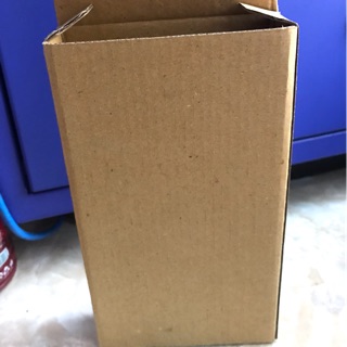 Hộp carton gói hàng