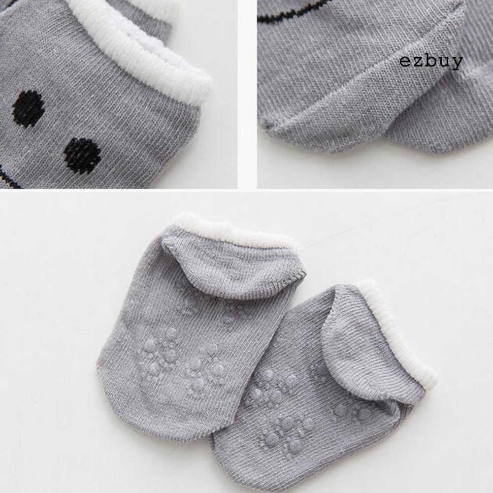 Tất Chống Trượt Thoáng Khí In Hình Mặt Cười Dễ Thương Cho Bé