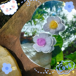 Pin cài hình bông hoa handmade 🌼