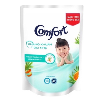 Nước xả comfort dịu nhẹ kháng khuẩn cho bé 120ml