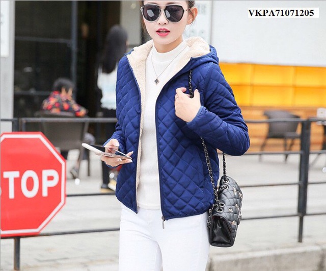 Áo khoác trần trám có lớp lót lông cho nữ
