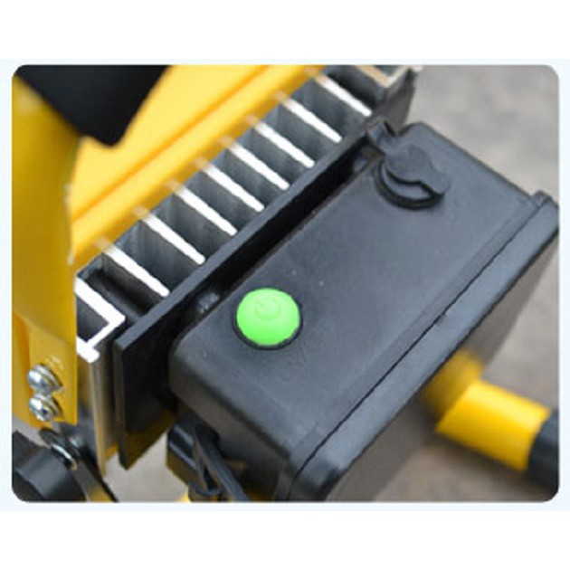 Đèn pha Led chống nước 30W không kèm pin