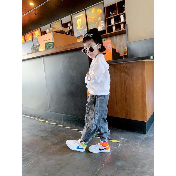 Quần jean dài có in họa tiết sọc thời trang dành cho bé trai