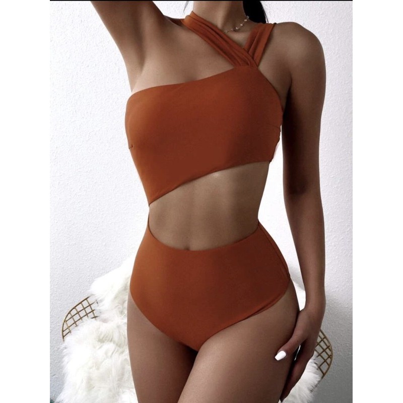 Bộ Bikini Một Mảnh Khoét Eo Một Bên Quyến Rũ