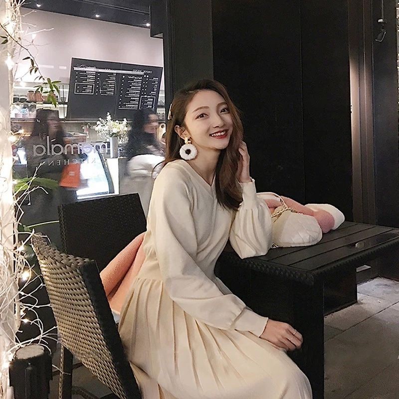 [HÀNG SẴN QUẢNG CHÂU] Váy Len Dệt Kim Dáng Xoè Cổ Tim Tay Bo Dáng Xoè Phong Cách Công Chúa Pháp Vintage Retro Sang Chảnh | BigBuy360 - bigbuy360.vn