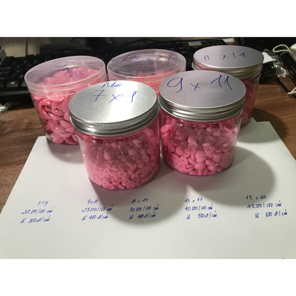 Mũi dán thú bông