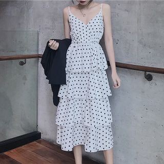 Đầm bi hai dây midi, váy xòe tầng