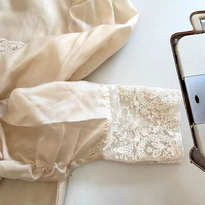 Áo sơ mi phối ren tay dài qccc