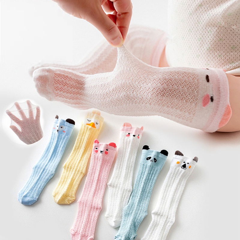 Đôi vớ cotton dài qua gối nhiều màu họa tiết hoạt hình dễ thương cho em bé